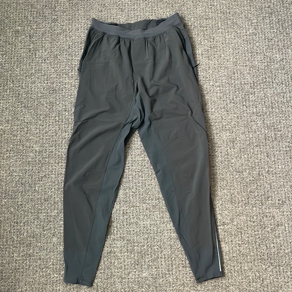 Lulu lemon joggers